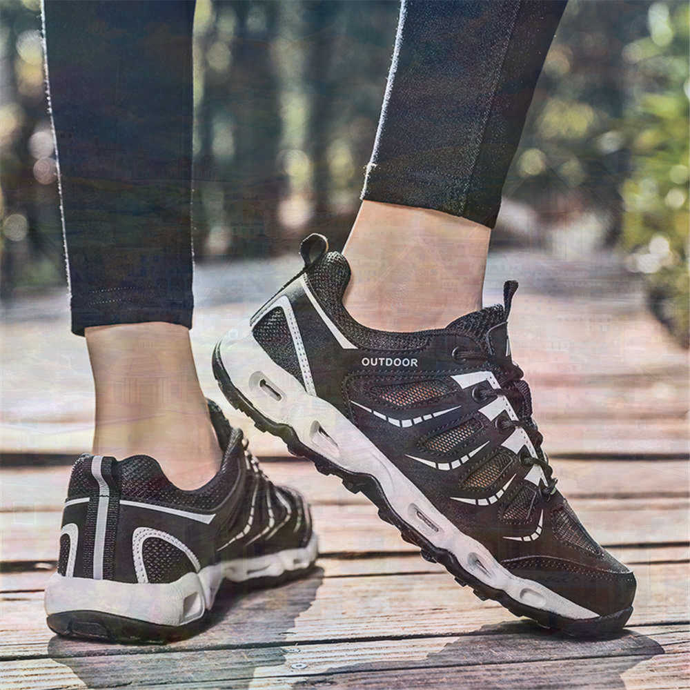 Sumer Round Tip Silver Sneaker - Men'S Formal Wear Slippers 评论和价格